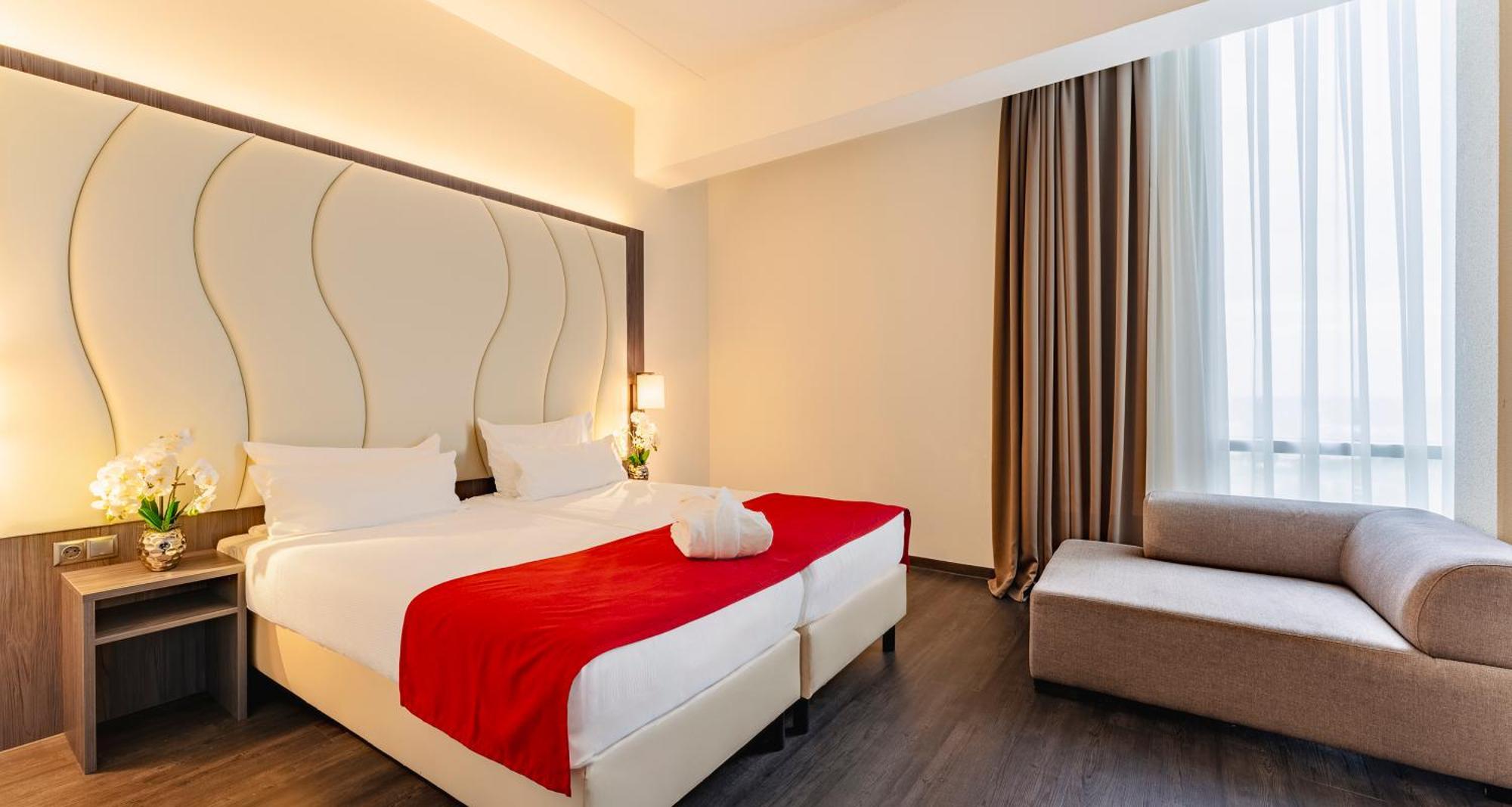 Best Western Plus Plaza Almere Exterior foto